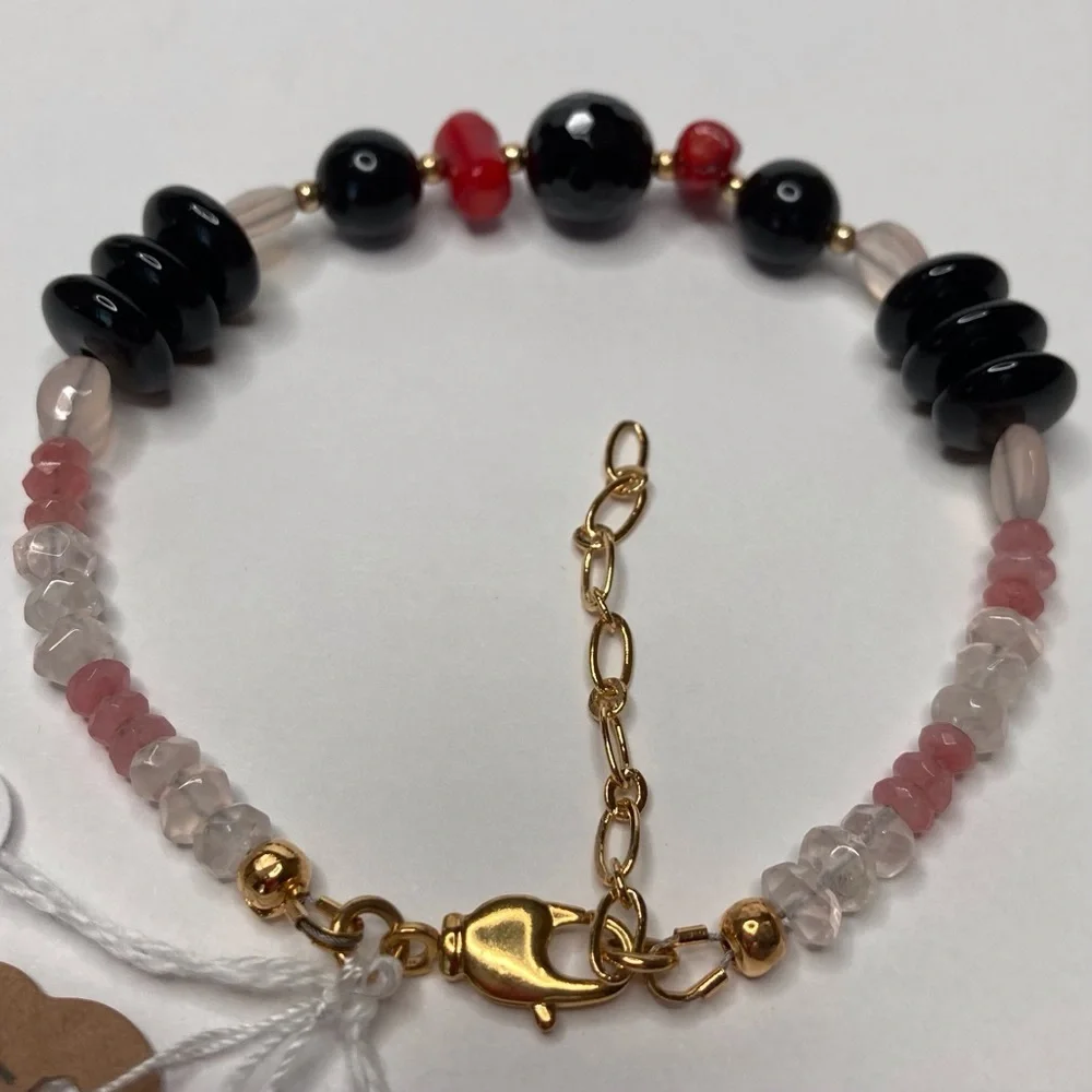 Desert Beads striking artisan